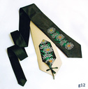 Краватка з ромашками