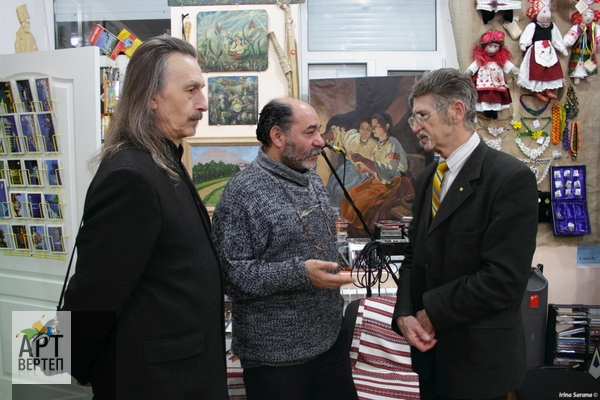 Фотозвіт з відкриття виставки графіки Григорія Іващенка та Олександра Нем’ятого «Nе у полі Мамай Nе воїн»