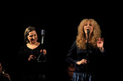 Сестри Тельнюк зіграють у виставі за творами Ліни Костенко