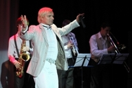 «Джаз-кабаре» триває: Олег Скрипка та його оркестр дадуть у столиці два додаткових концерти