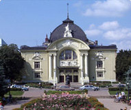 Афіша Чернівецького академічного обласного українського музично-драматичного театру ім. О. Кобилянської