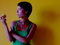 Поезія нетрадиційної орієнтації: топ-автор донецької арт-сцени Маша Проніна в Луганську